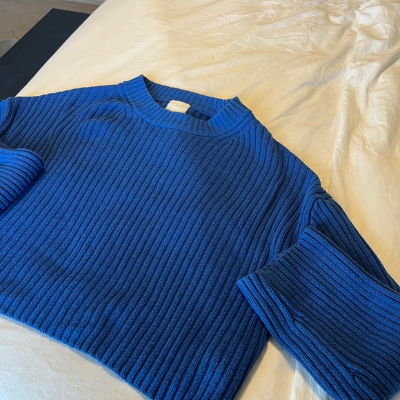 Blue Ribbed Sweater - Picture 3 of 4